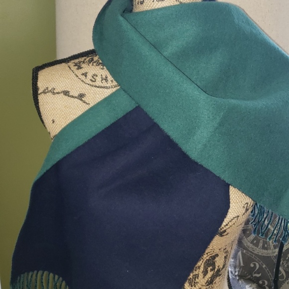 Dior Wool and Cashmere Scarf - Picture 8 of 8